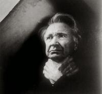 الصورة الرمزية شجرة.