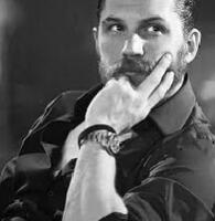 الصورة الرمزية عابرُ المعنى