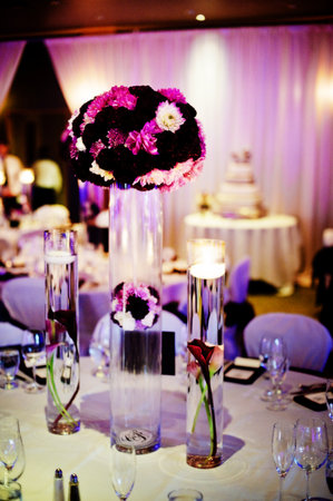  فخامه أللون البنفسجي  .. 80455.reception_flowers_879_10_m