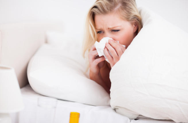 ●₪ مــــــزاجك "بصـــــورة" ₪● - صفحة 84 323.flu-winter-women-